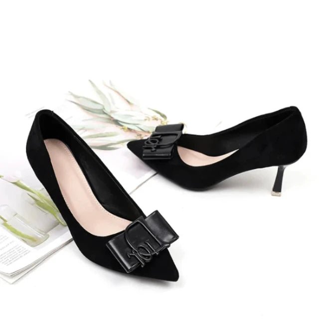 Woman Suede Spool Heels decolletee